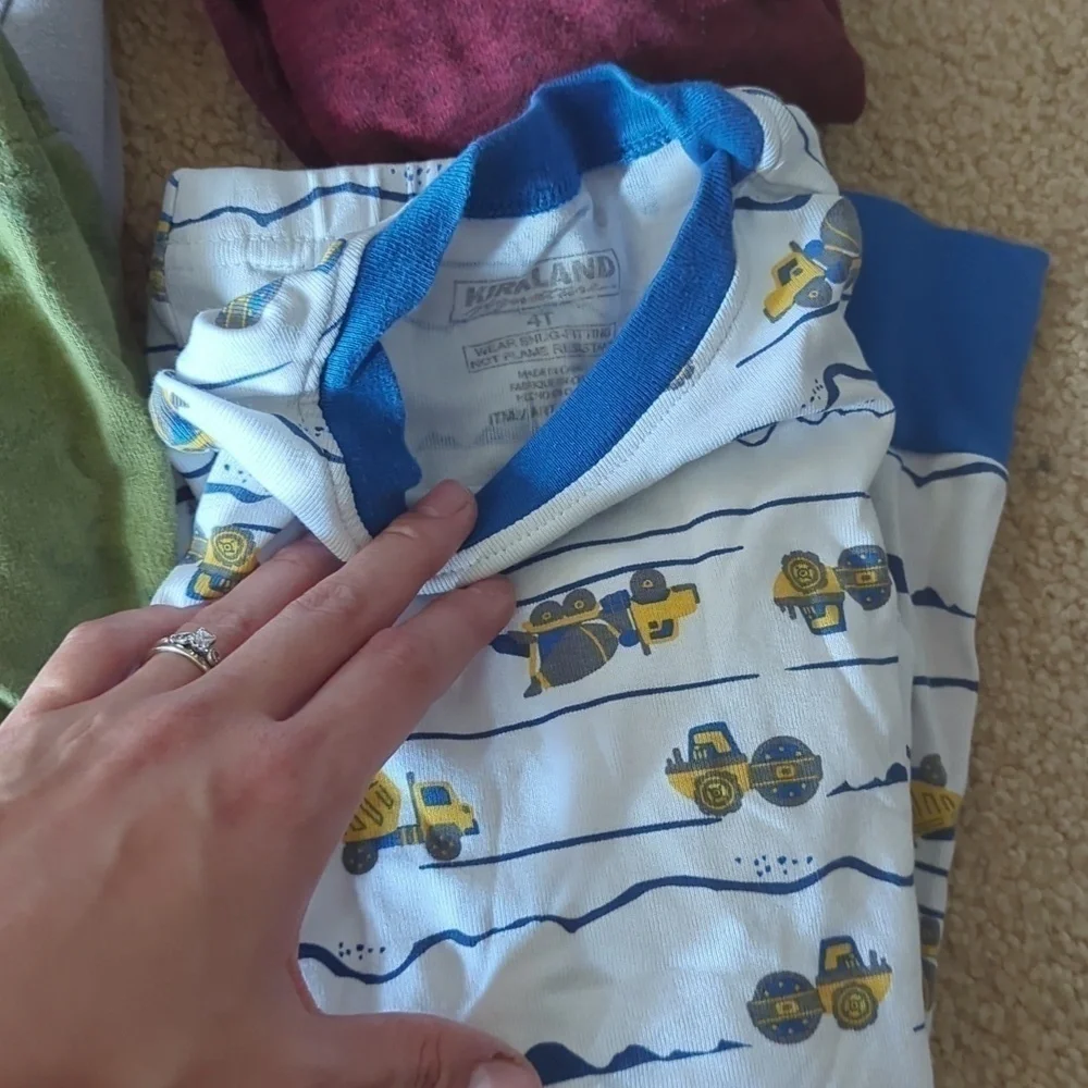 Bundle of Size 4 Boy Clothes: Athletic, PJs, Pants, Short Sleeve & Long Sleeve